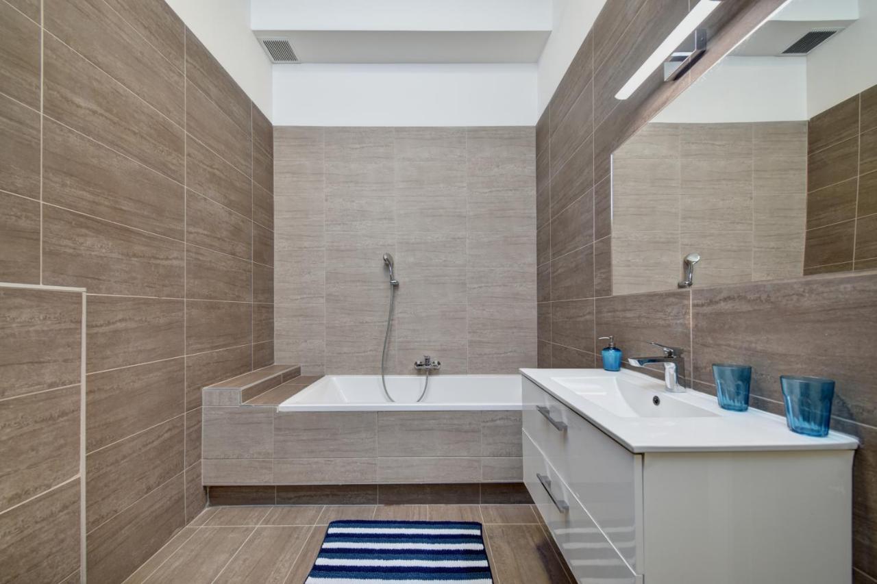 Center Apartment Budapest - Vaci Utca מראה חיצוני תמונה